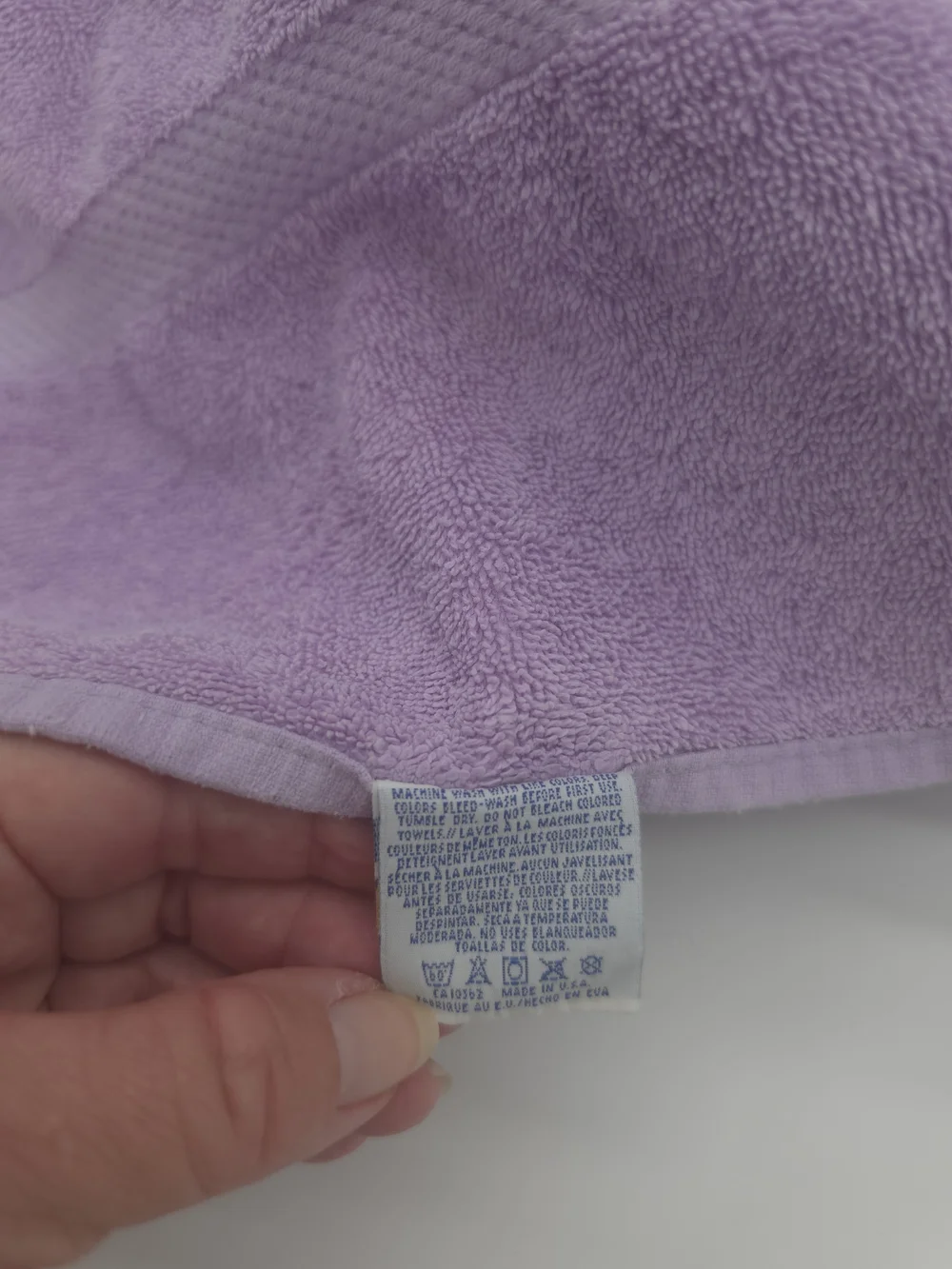 Vintage Royal Velvet By Fieldcrest Purple Bath Towel 100% Cotton Plush Absorbent
